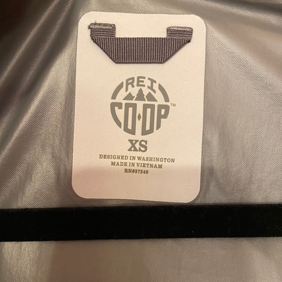 🌧REI Soft-Shell Rain Jacket, XS, Light Grey🌧 - Picture 9 of 12